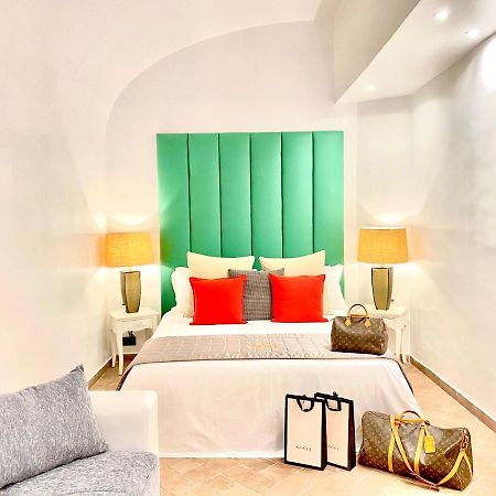 Fontana Di Trevi Diamond Boutique Apartment Roma Exterior foto